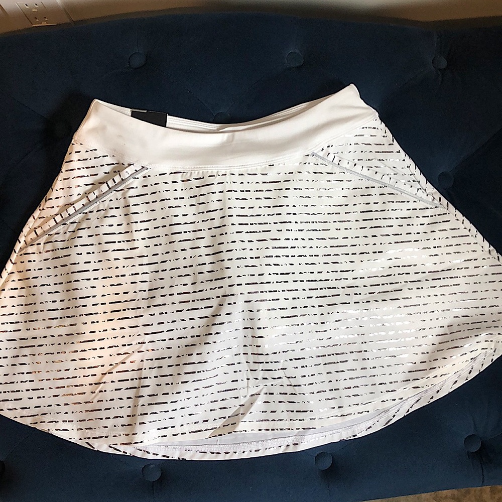 Women’s Under Armour Skort with Tags